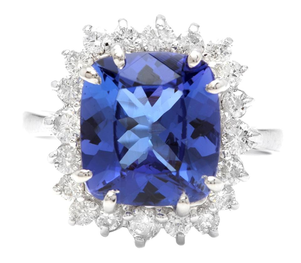 5.30 Carats Natural Tanzanite and Diamond 14K Solid White Gold Ring