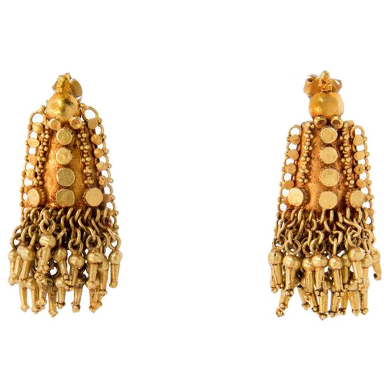 Early 20th Century Indian Kombanjali Gold Ear Pendants Dangle Earrings For Sale