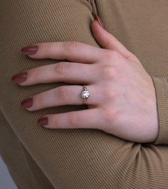 Von Art Déco inspirierter Ring aus 18-Karat-Gold mit Diamanten