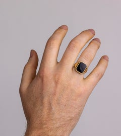 14 Karat Yellow Gold Signet Ring with Onyx