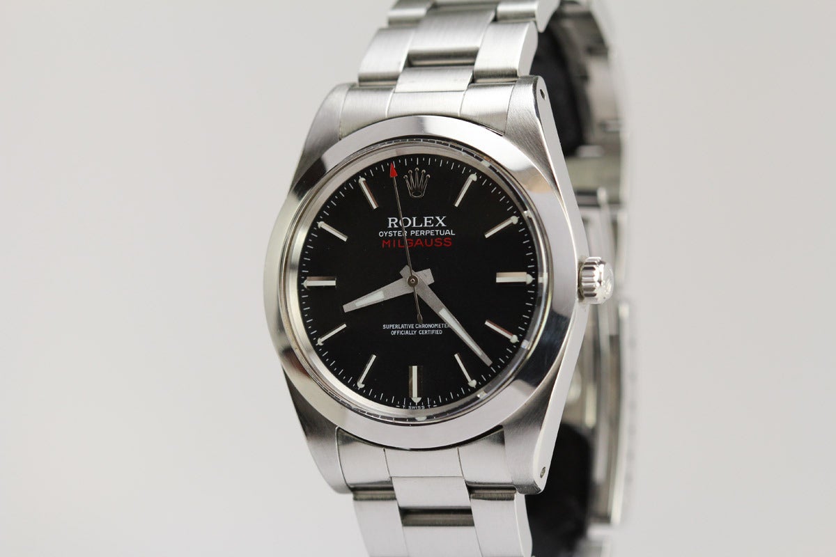 A rare stainless steel self-winding wristwatch with sweep centre seconds, bracelet and black dial signed Rolex Oyster Perpetual, Milgauss, reference 1019, manufactured in 1981.

It is run by a Cal. 1580, automatic movement, 26 jewels, gilt metal