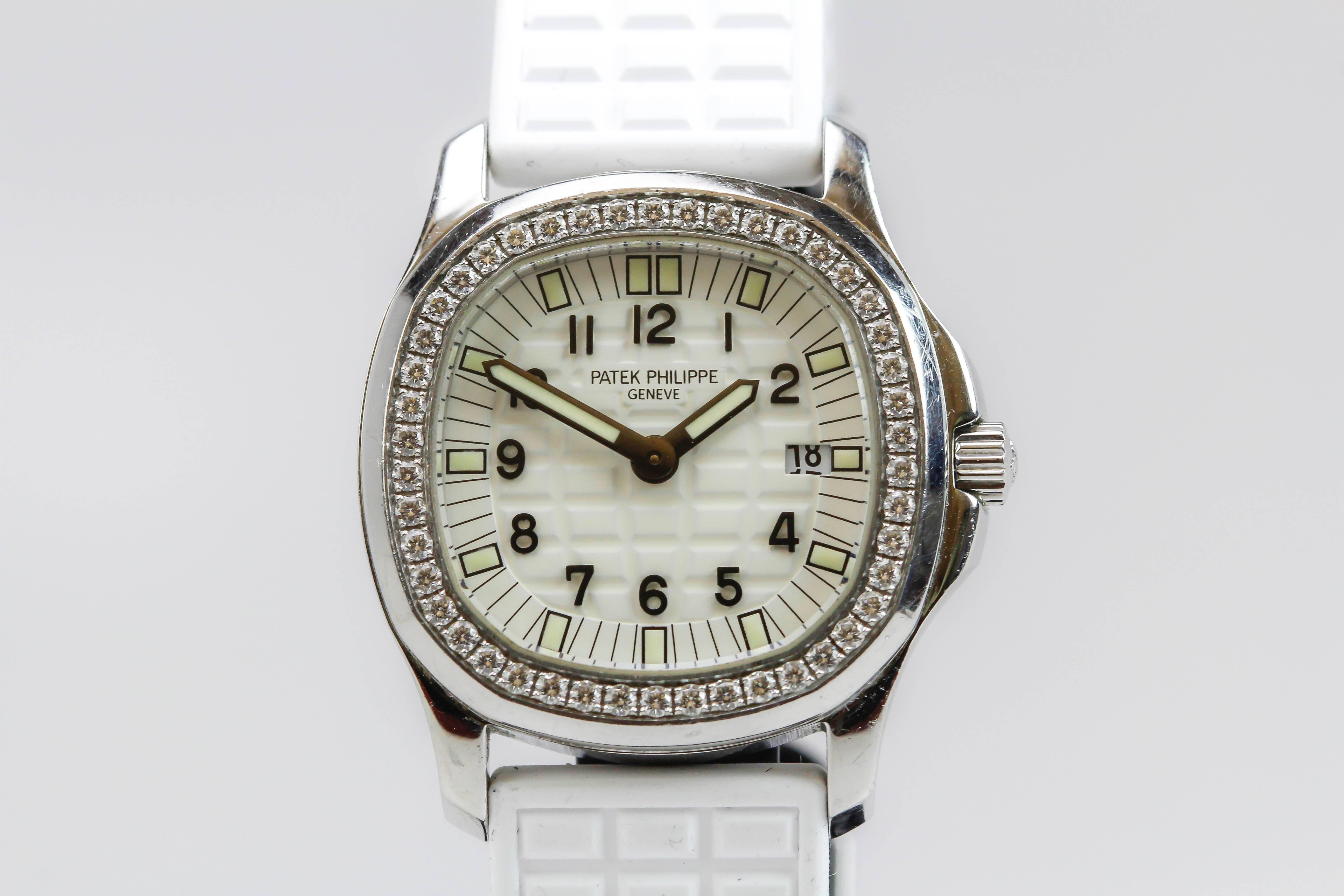 Patek Philippe Aquanaut Luce Pure White Damenuhr Ref 4961A-011 3