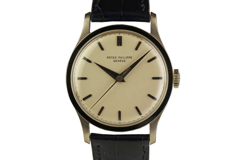 This is an exceptional example of a Patek Philippe 18k white gold oversized Calatrava wristwatch, Ref. 570, in 18k white gold from the 1960s. The case is unpolished, the dial has never been touched and is in excellent condition. This sweep seconds