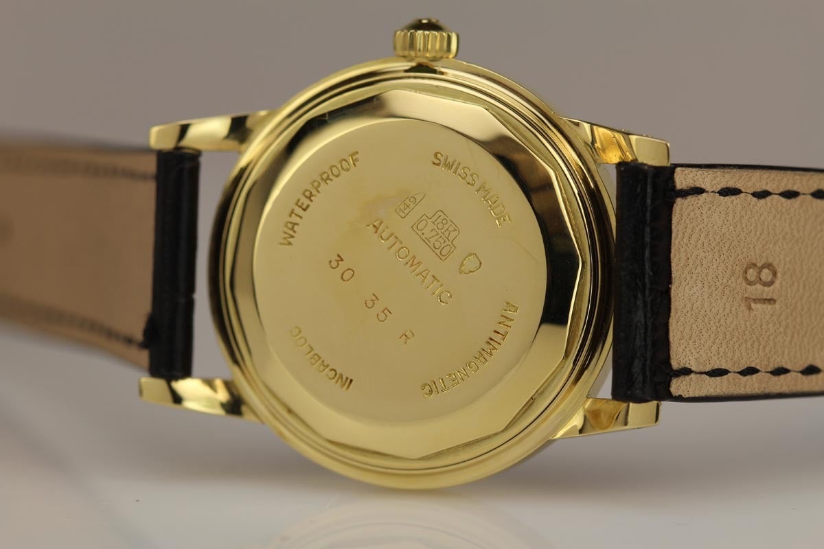 Bucherer Yellow Gold Chronometre Wristwatch In Excellent Condition In Miami Beach, FL