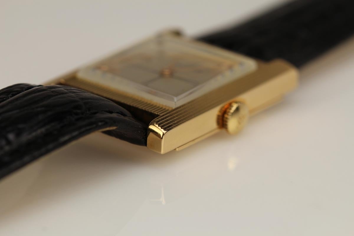 Jaeger LeCoultre Yellow Gold Dress Wristwatch In Excellent Condition In Miami Beach, FL