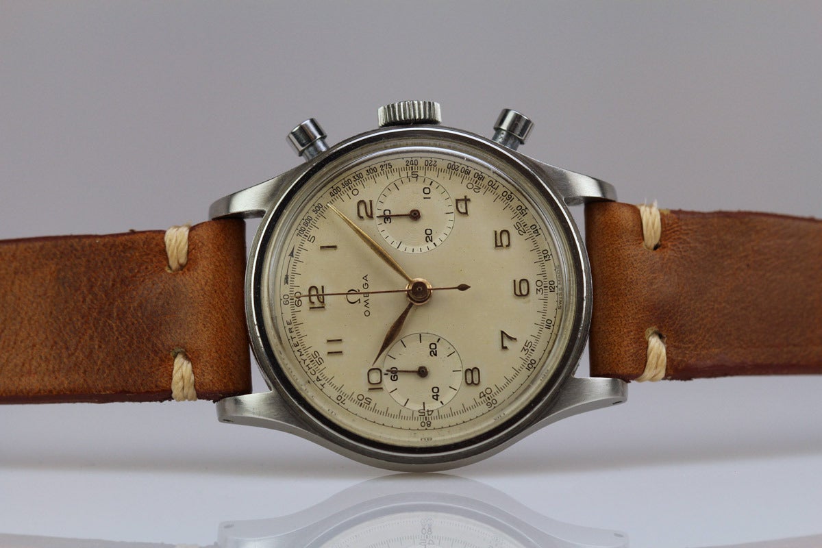 t-2077 wristwatch