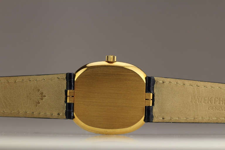 Gelbgold Ellipsen-Armbanduhr von Patek Philippe mit Hobnail-Lünette Ref 3989, Gelbgold 2