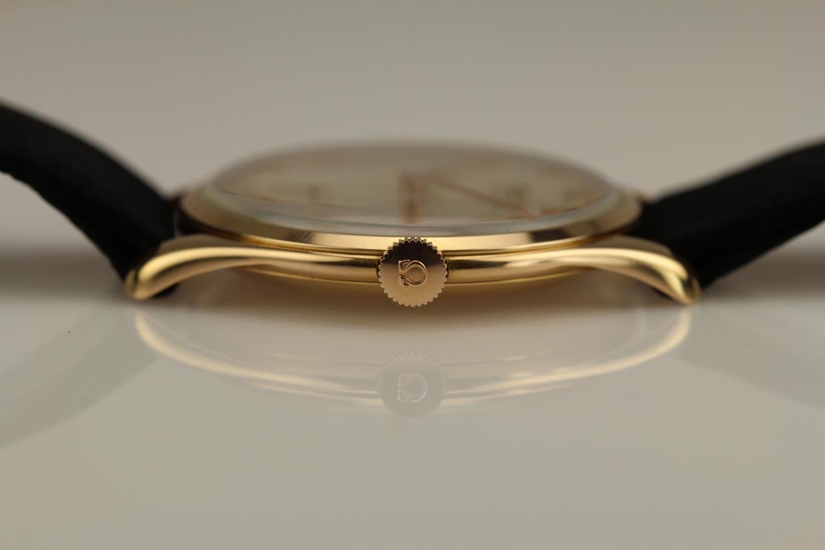 omega calatrava gold