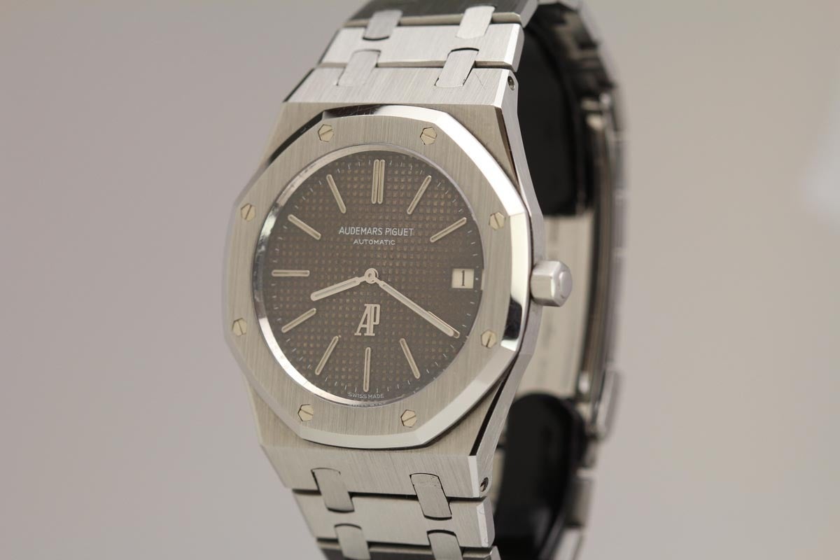 Audemars Piguet Stainless Steel Royal Oak Jumbo A Series Wristwatch In Excellent Condition In Miami Beach, FL