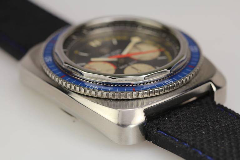 This is a stainless steel Favre Leuba Sea-Sky chronograph wristwatch from the 1970s. This is a highly sought-after model especially among the dive watch collectors. This example is in excellent condition with an original dial and a slightly polished