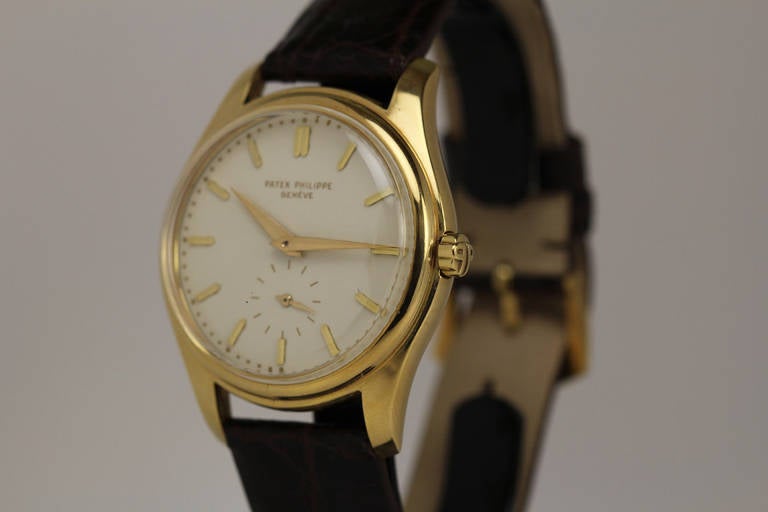 This is an exceptional example of the Patek Philippe Ref. 2526 in 18k yellow gold. The case dial and movement are in mint condition. The enamel dial is in perfect condition with no hairline cracks or flaws. This is a first generation dial which is
