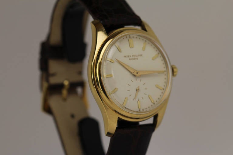 Patek Philippe Yellow Gold Wristwatch with Enamel Dial Ref 2526 circa 1950s In Excellent Condition In Miami Beach, FL