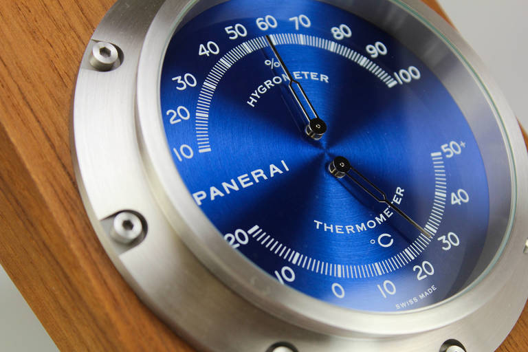 panerai desk clock