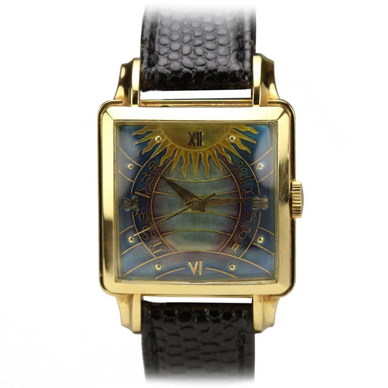 Reloj de pulsera cuadrado Gübelin de oro amarillo con esfera de cloisonné circa años 50