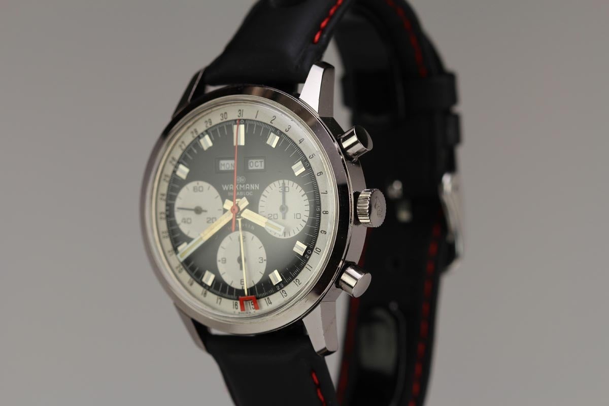 Wakmann Gigandet Stainelss Steel Chronograph Wristwatch circa 1970s In Excellent Condition In Miami Beach, FL