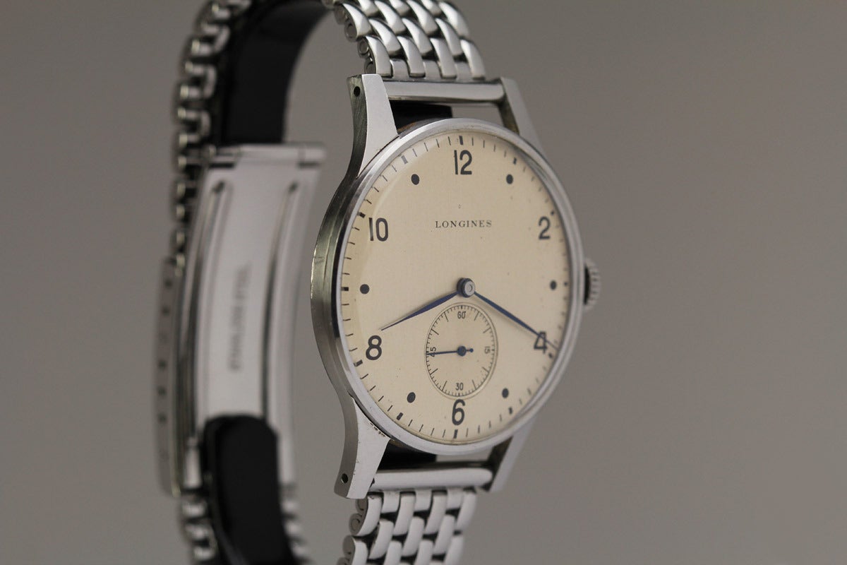 Longines Stainless Steel Wristwatch circa 1950s In Excellent Condition In Miami Beach, FL