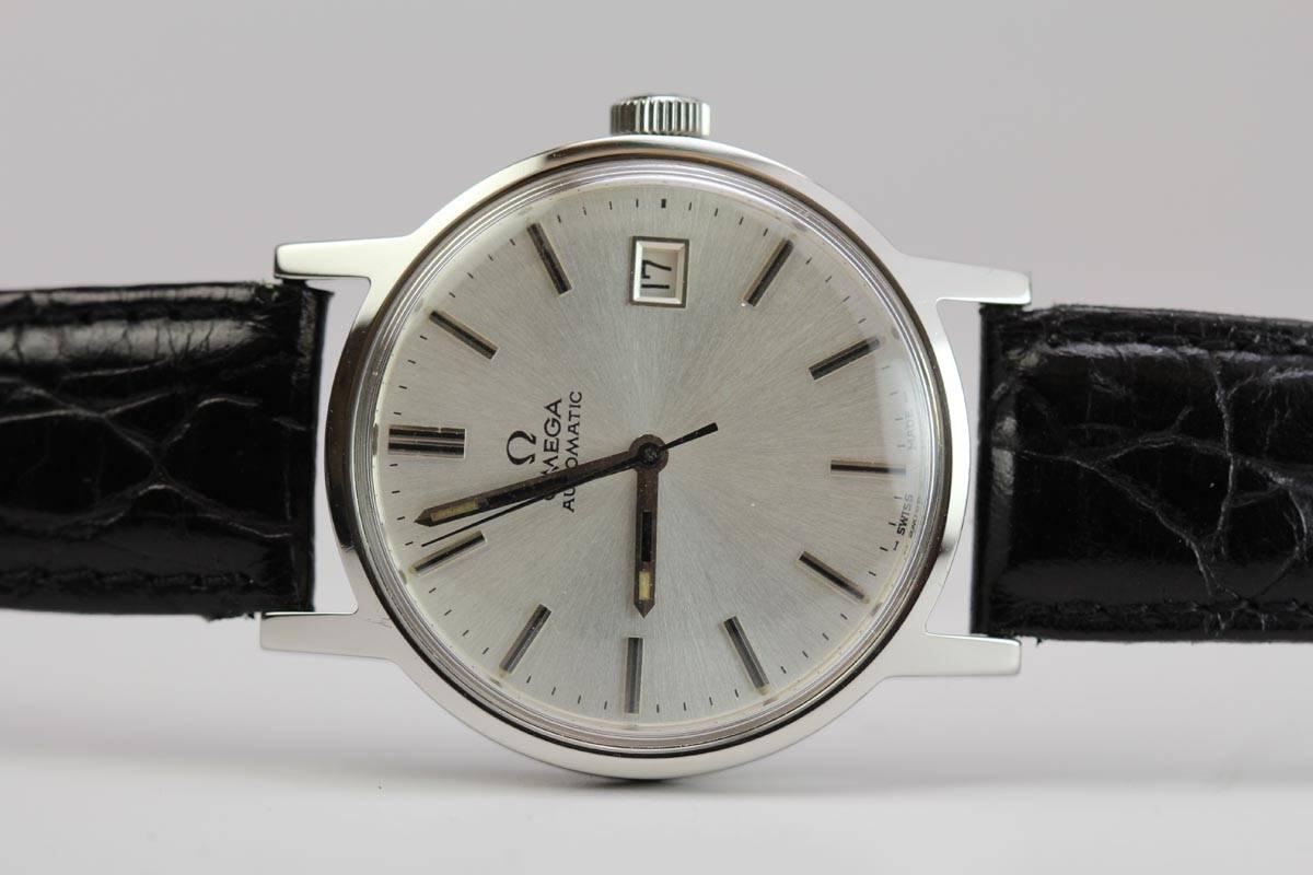 Omega Stainless Steel Automatic ref 1660098 Wristwatch c.1971 In Excellent Condition In Miami Beach, FL