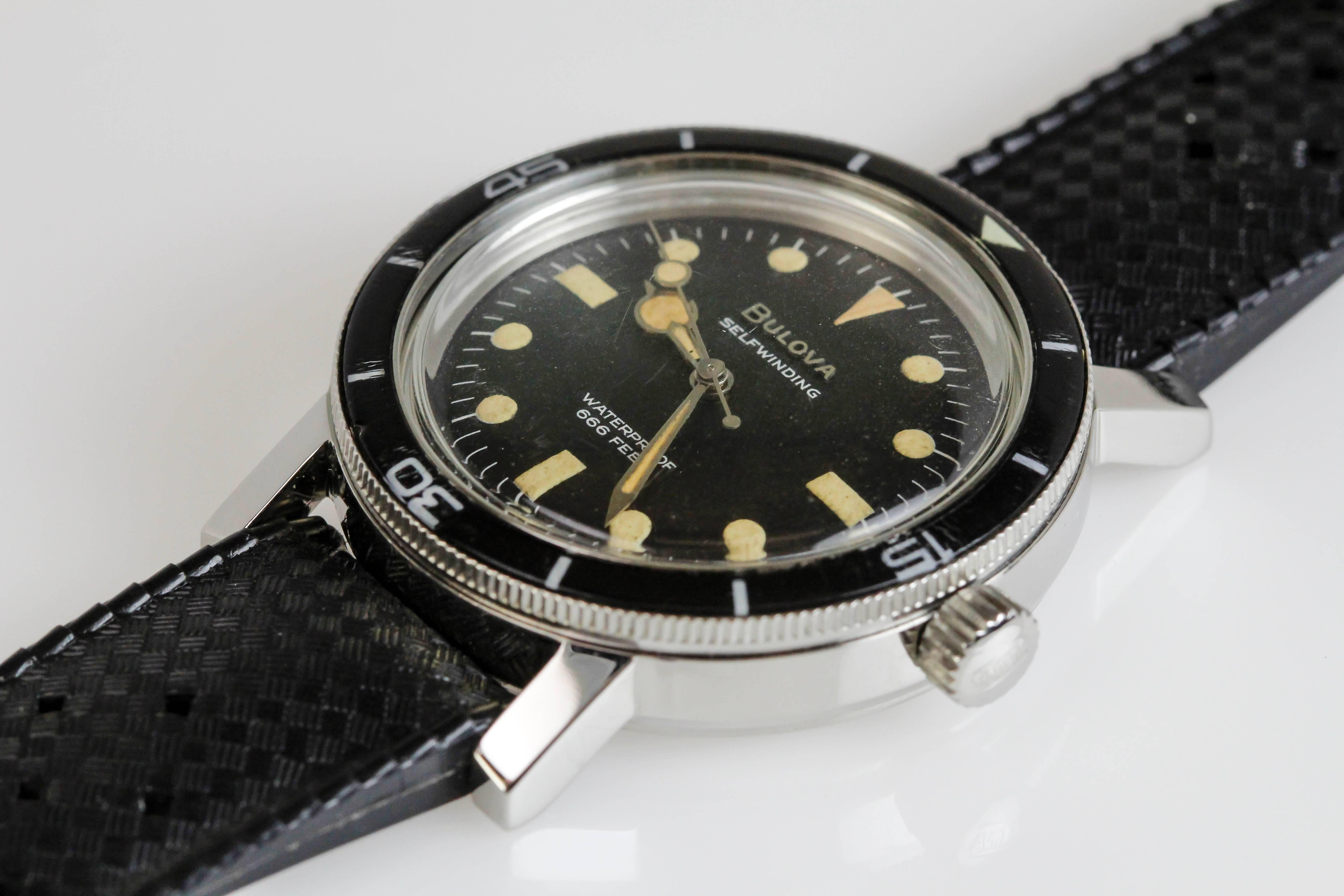 Bulova Watch Co. Stainless Steel 666 Diver's Wristwatch Ref M7  1