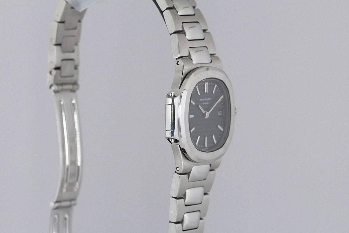 Patek Philippe Ladies Stainless Steel Nautilus Quartz Wristwatch, circa 1990s 3