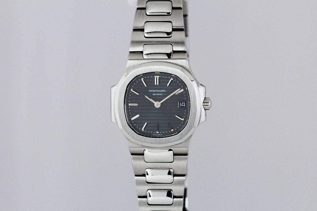 Patek Philippe Ladies Stainless Steel Nautilus Quartz Wristwatch, circa 1990s 4