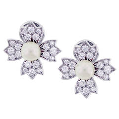 Tiffany & Co. Pearl Diamond Platinum Flower Earrings 3