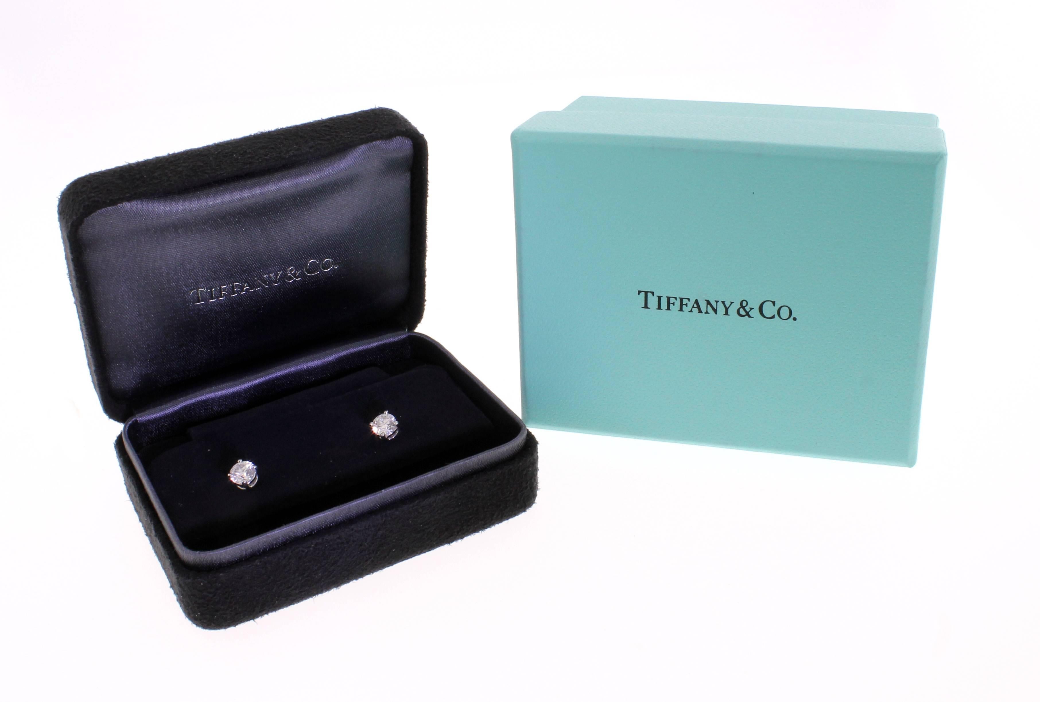 1 carat diamond stud earrings tiffany