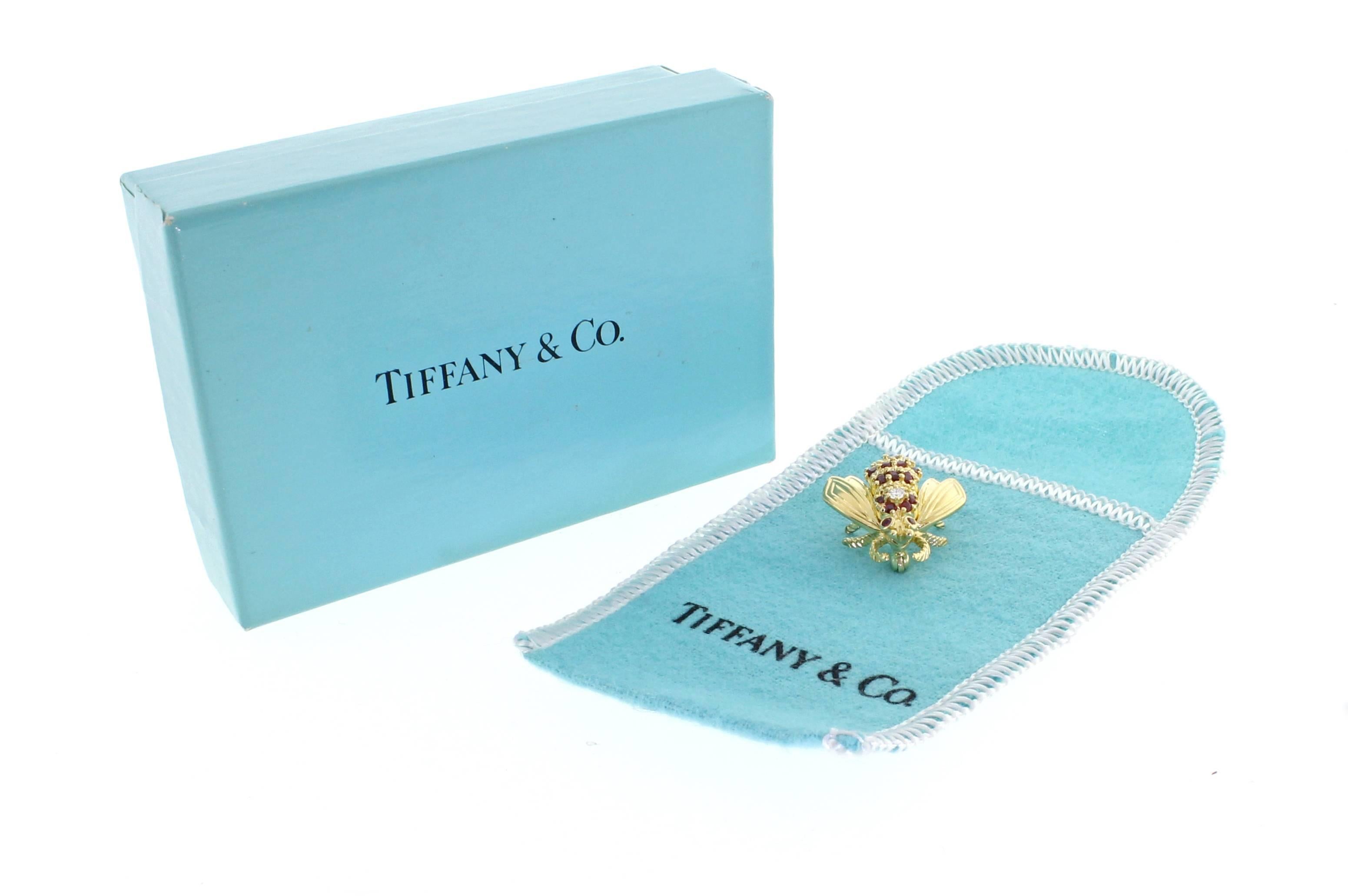 Tiffany & Co. Ruby Diamond Gold Bee Pin Brooch In Excellent Condition In Bethesda, MD