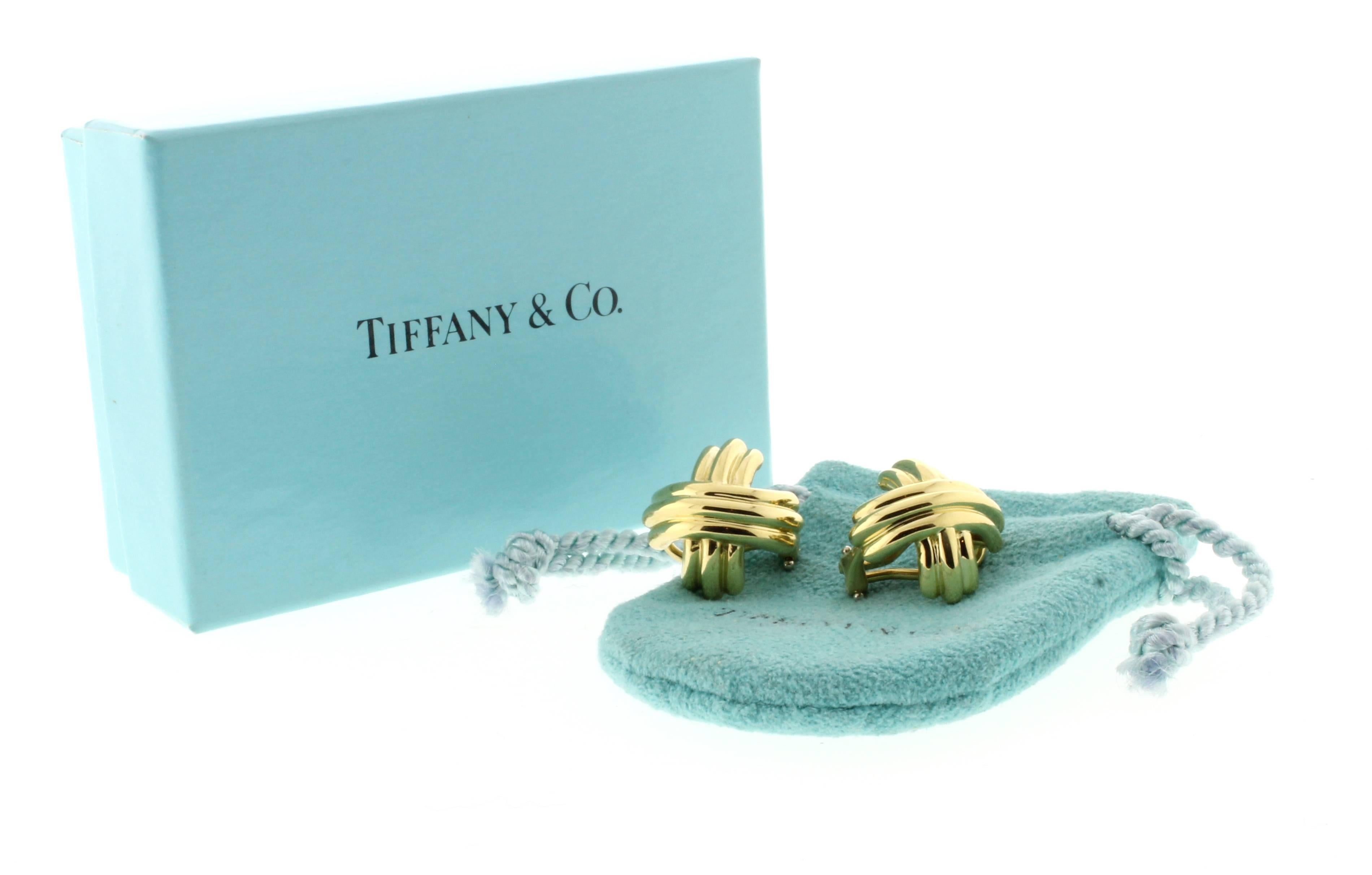 Tiffany & Co. Signature X Small Gold Earclips In Excellent Condition In Bethesda, MD