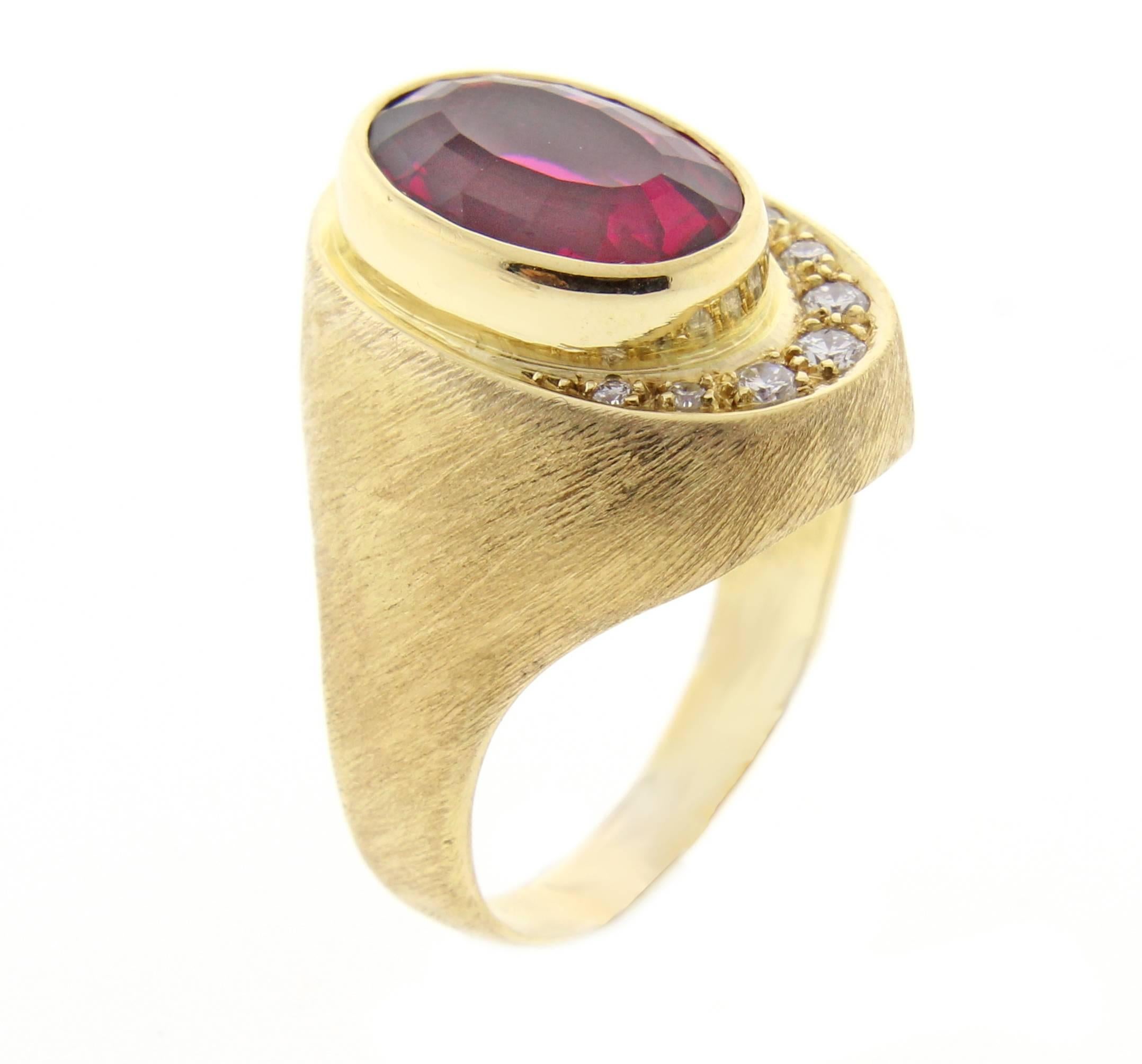 Burle Marx Rubellite Tourmaline and Diamond Ring In Excellent Condition In Bethesda, MD
