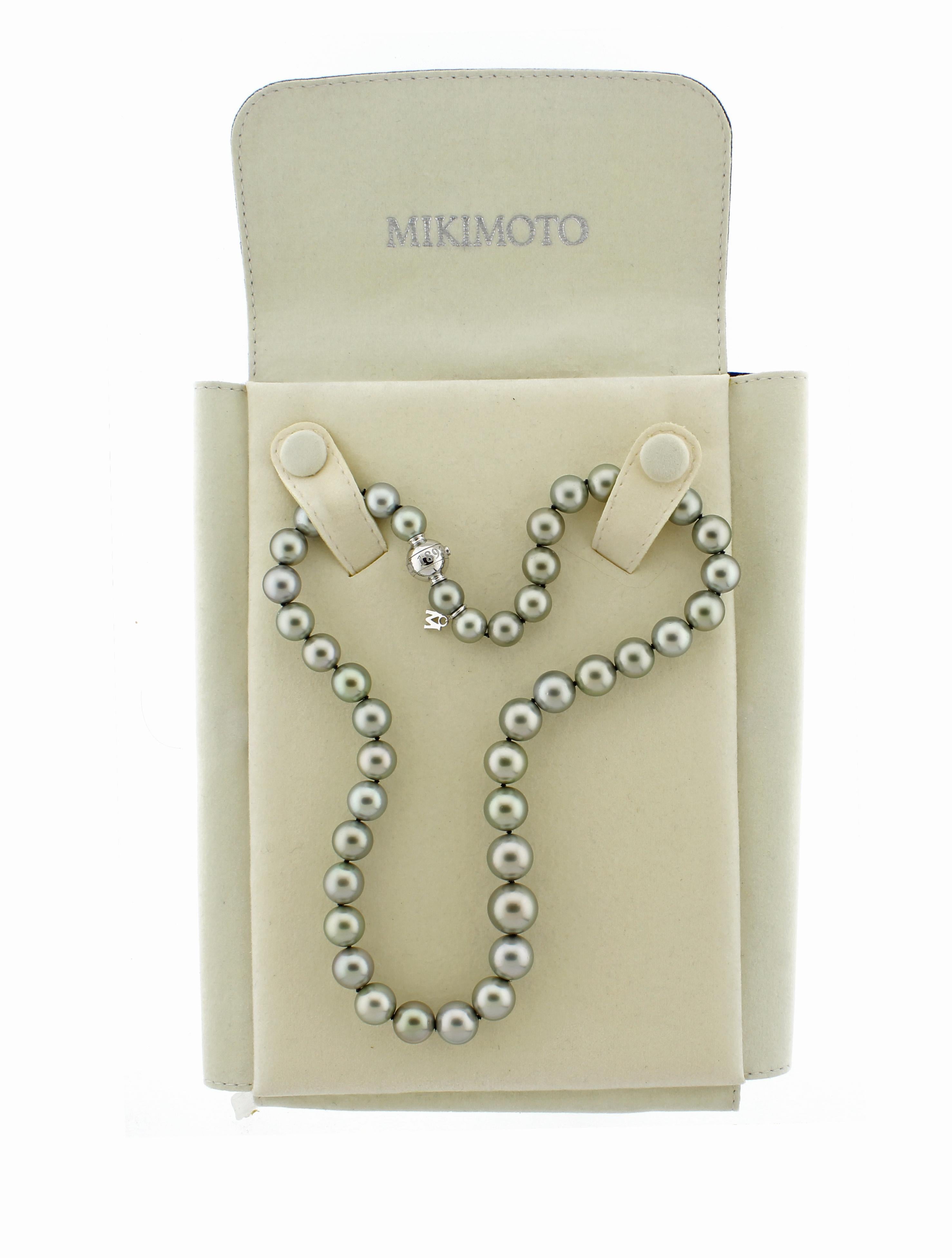 Taglio rotondo Collana graduata di perle dei mari del sud in argento di Mikimoto - da 8,5 mm a 11,5 mm, 16 pollici in vendita