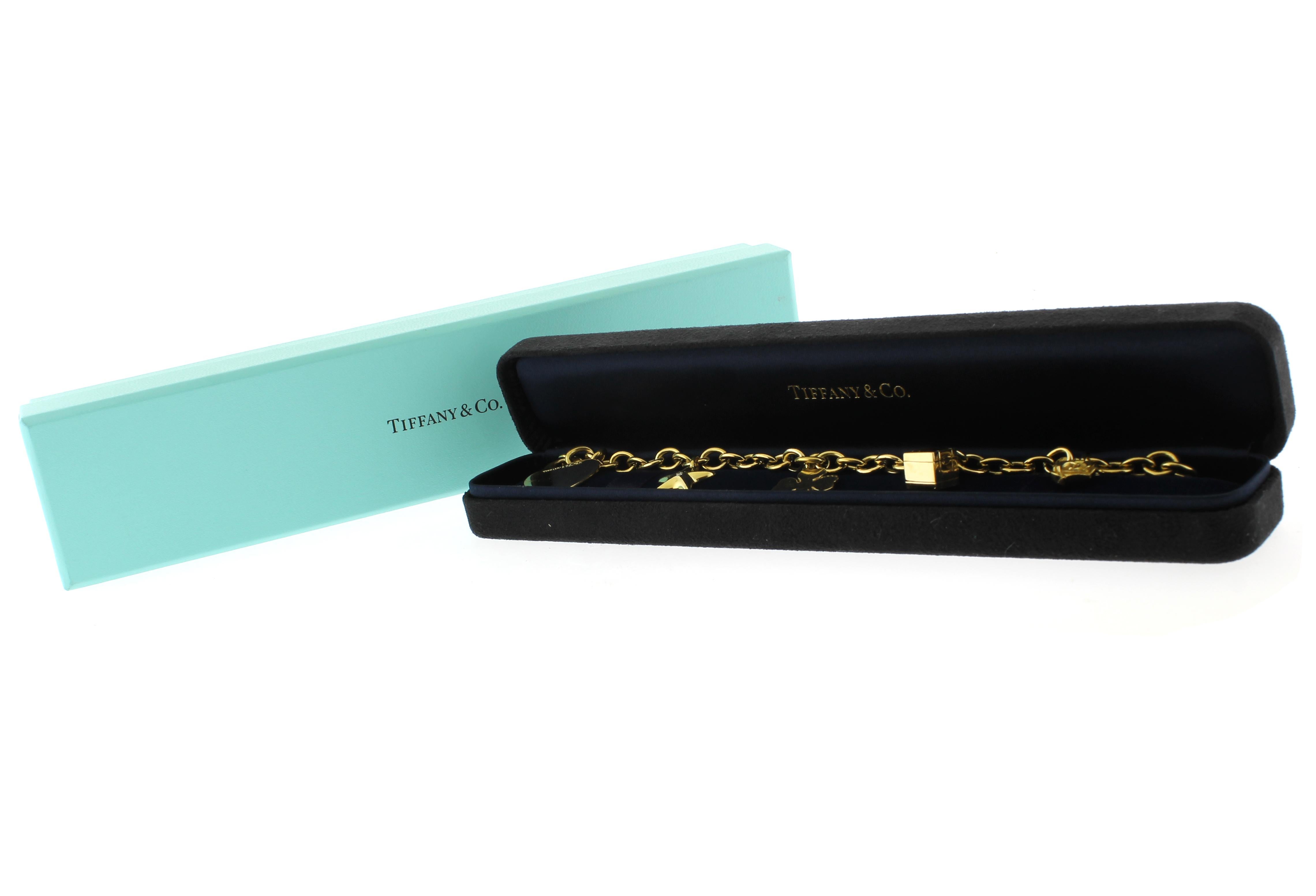 Femenino o masculino Tiffany & Co. Pulsera con dije de oro amarillo de 18 quilates en venta