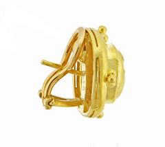 Elizabeth Locke Bumble Bee Gold Intaglio Earrings