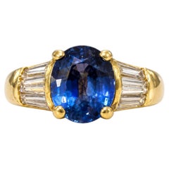 Ceylon Sapphire Diamond Ring 2.26 Carat Oval Sapphire Tapered Baguettes, Gold