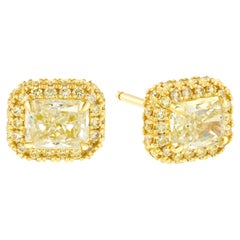 GIA Certified Light Yellow Radiant Cut Stud Earrings 2.60 carat 14k yellow gold