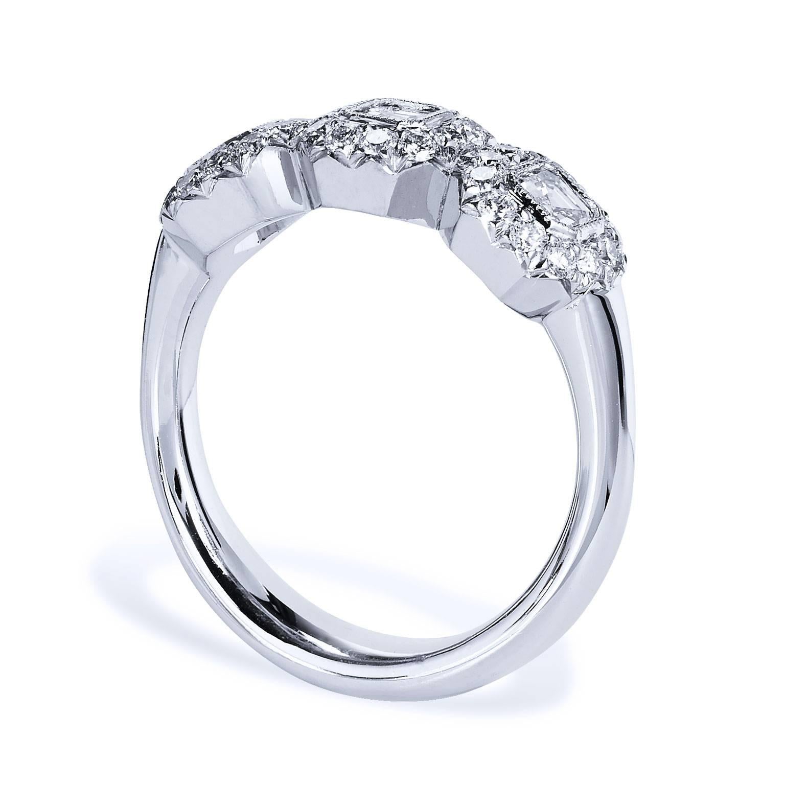 3 Fine Diamonds Set in a Pave Diamond 18kt White Gold Ring In Excellent Condition In Miami, FL