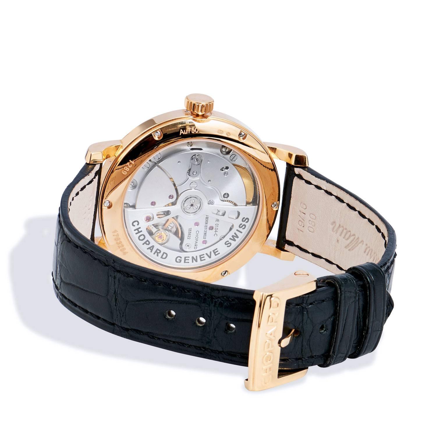 Men's Chopard 18 Karat Gold Classic White Dial Power Reserve 38 MM Watch

18 karat rose gold highlights the traditional craftsmanship representative of the Chopard brand in this classic automatic 38 MM watch with power reserve. Stately Roman