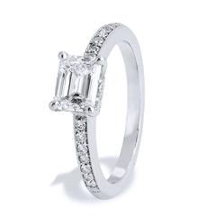 1.03 Carat Radiant Cut Diamond Solitaire platinum Engagement Ring