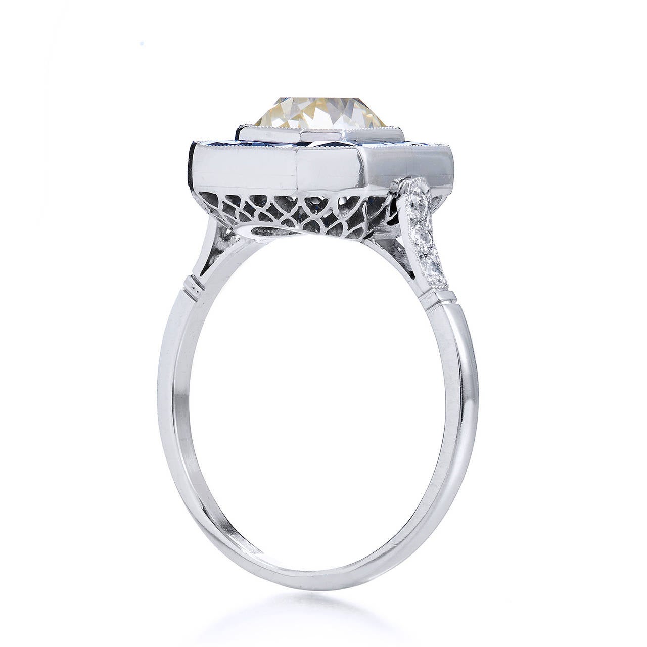 Women's 1.63 Carat Diamond and SapphireTarget Ring