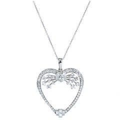 Art Deco 1.33 Carat Diamond Platinum Heart Shaped Pendant 4