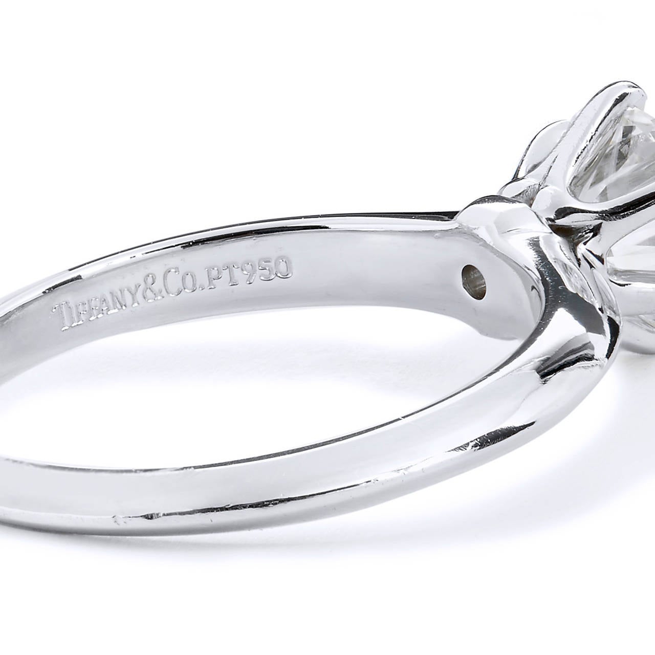 Tiffany & Co. GIA Cert Diamond Platinum Solitaire Engagement Ring In Excellent Condition In Miami, FL