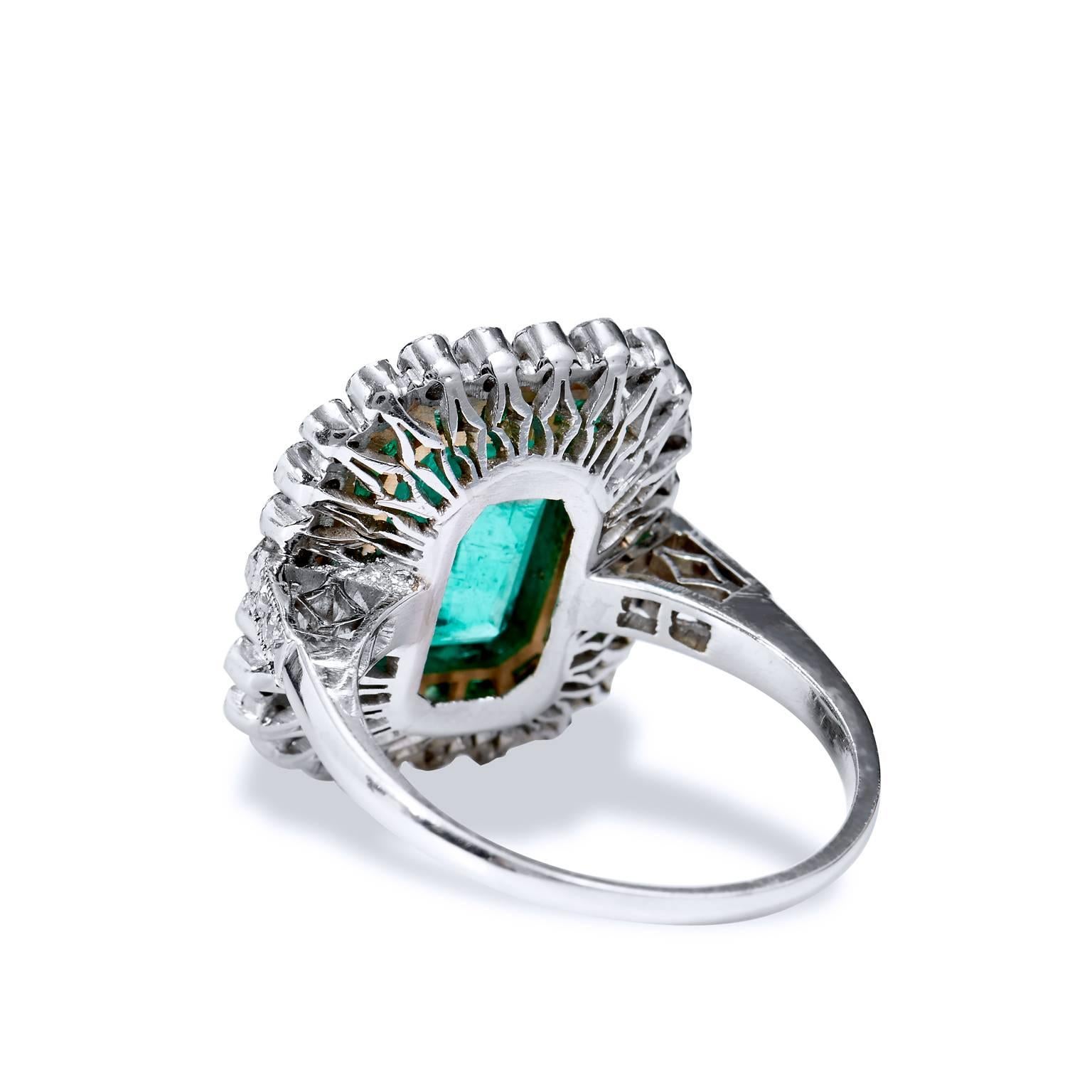 Art Deco Colombian Emerald Diamond Gold Platinum Ring