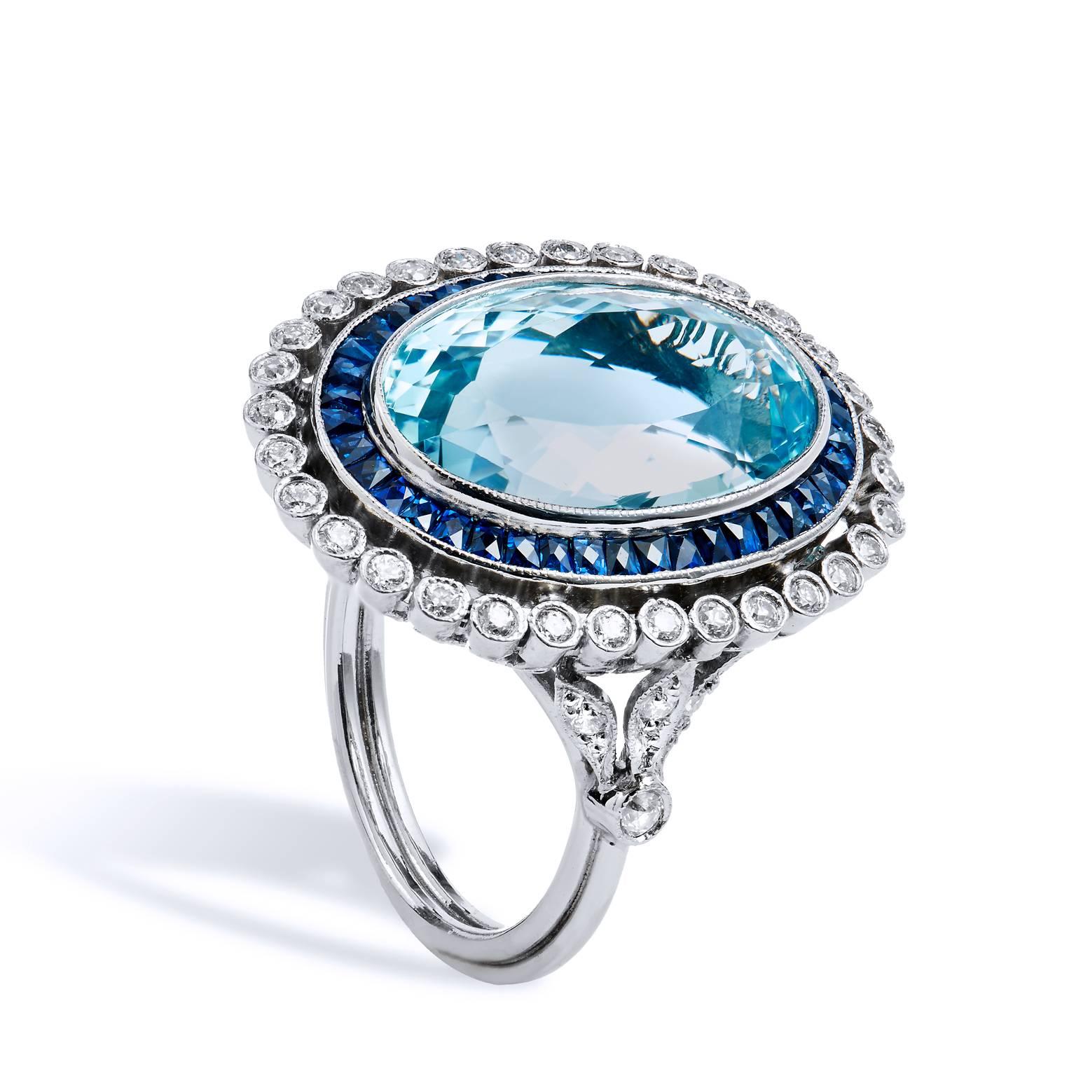 GIA Cert Art Deco Inspired 10.54 Carat Aquamarine Diamond Platinum Ring 7.25 In New Condition In Miami, FL