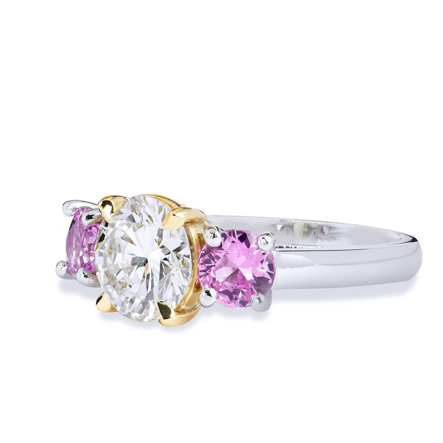 Brilliant Cut GIA Certified 1.81 Carat Three-Stone Pink Sapphire Diamond Gold Platinum Ring 6 For Sale