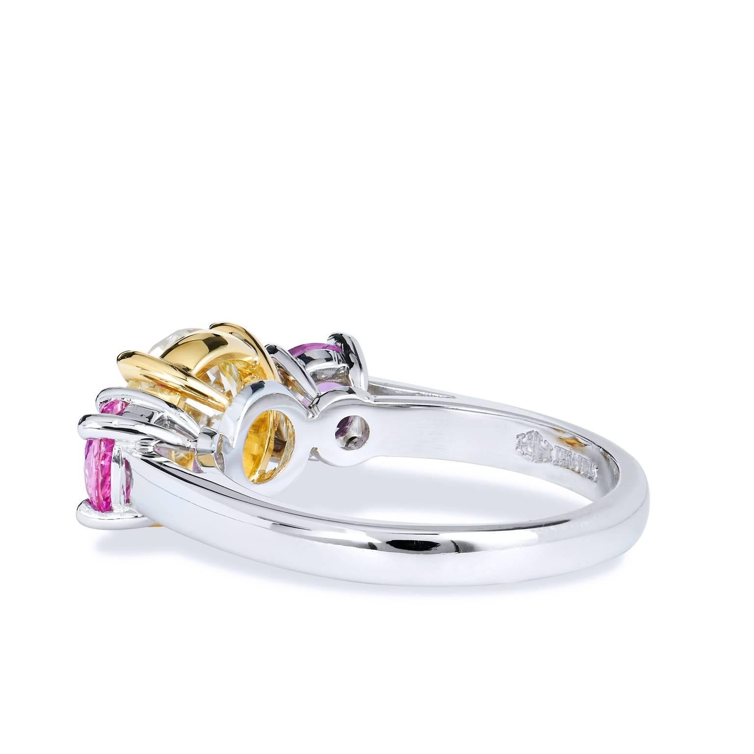 GIA-zertifizierter 1,81 Karat dreisteiniger rosa Saphir Diamant Gold Platin Ring 6 im Zustand „Neu“ im Angebot in Miami, FL