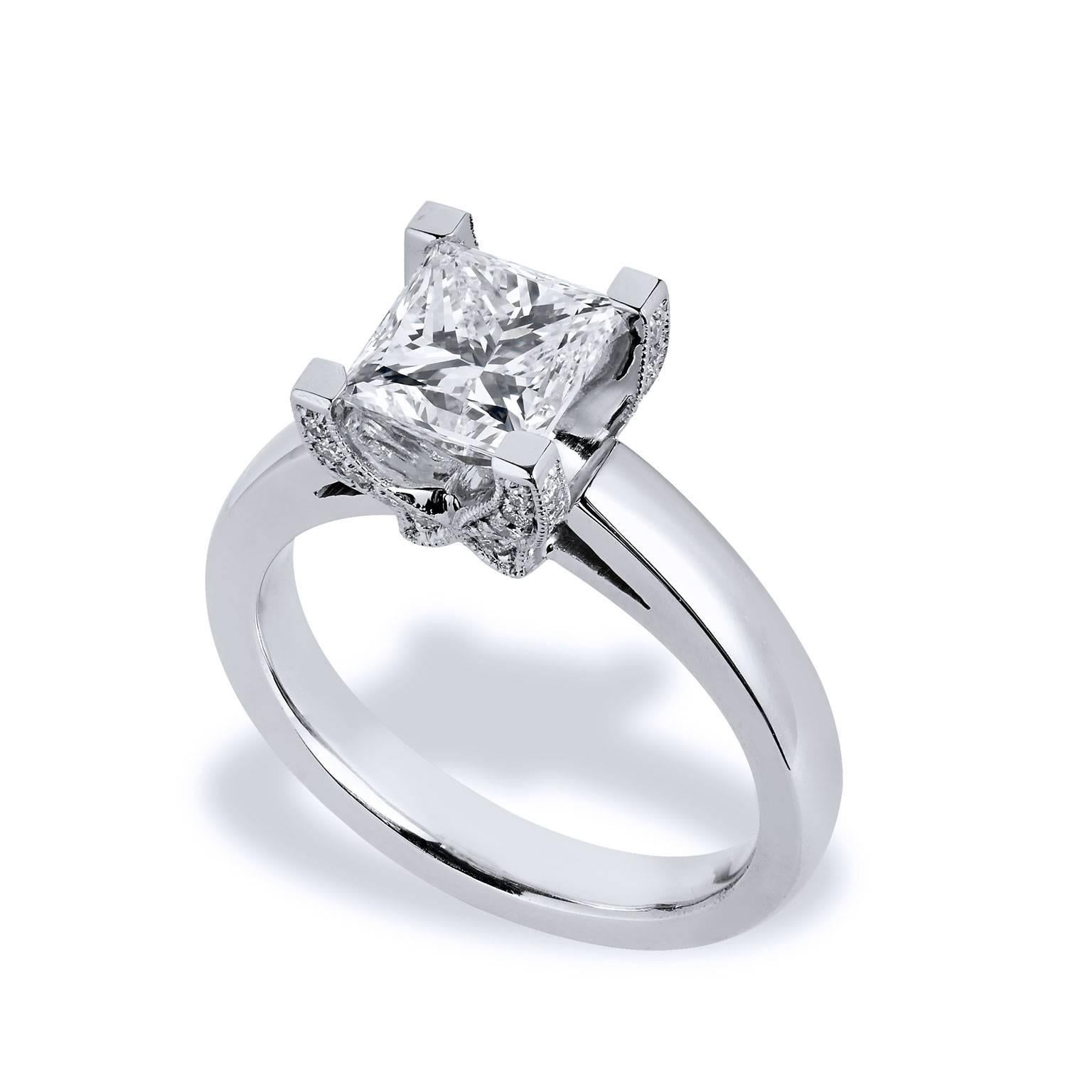 Princess Cut 1.70 Carat Diamond Platinum Engagement Ring In New Condition In Miami, FL