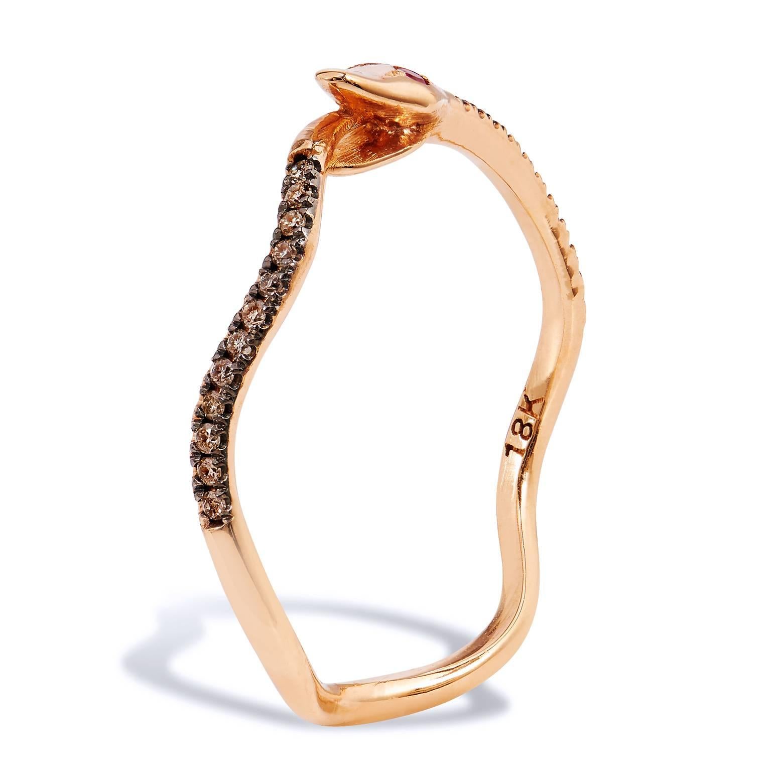 Suzanne Kalan 18 karat rose gold ring with snake band and 0.12 carat of champagne diamonds pave set (Size: 7).