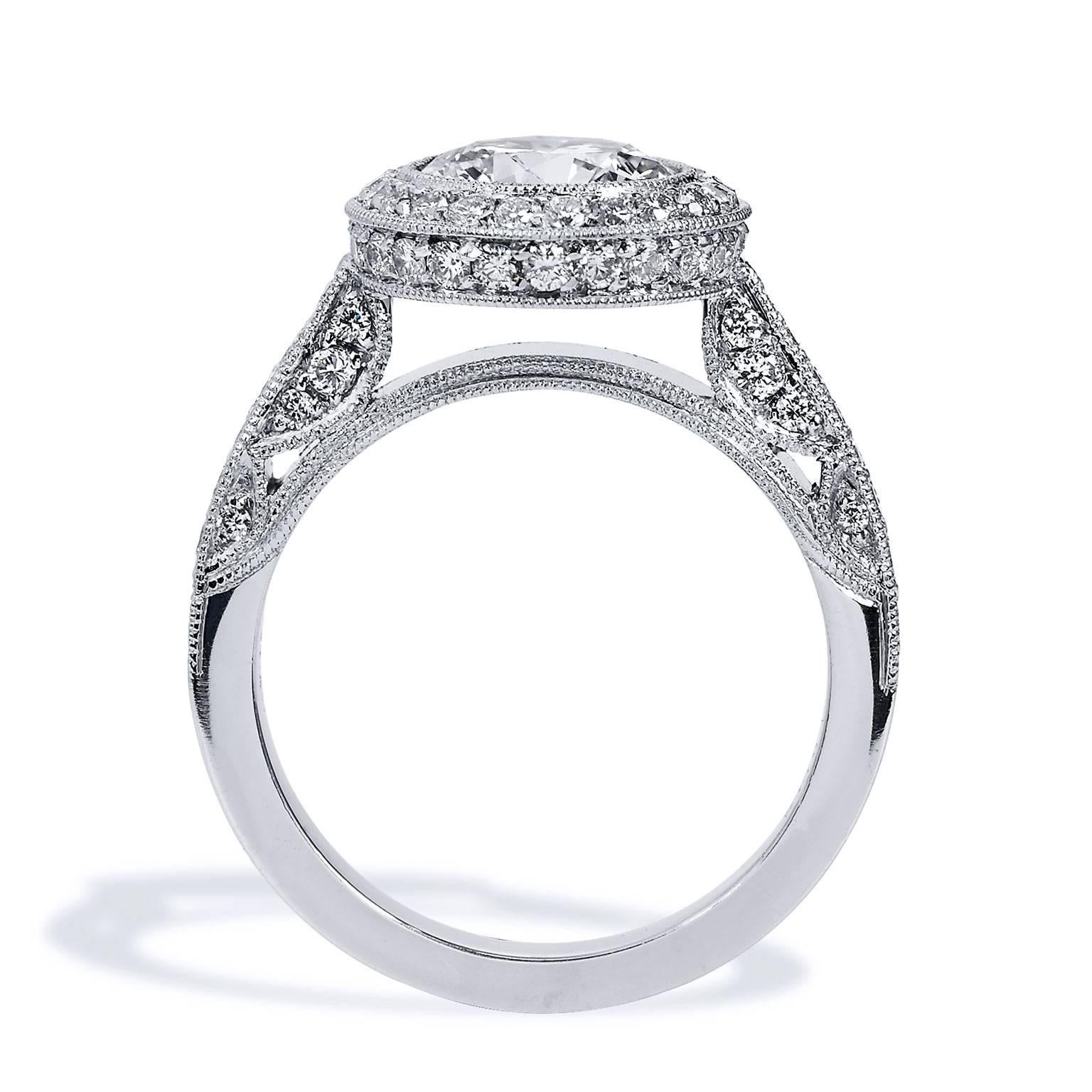 2.01 Carat Diamond Platinum Engagement Ring In Excellent Condition In Miami, FL