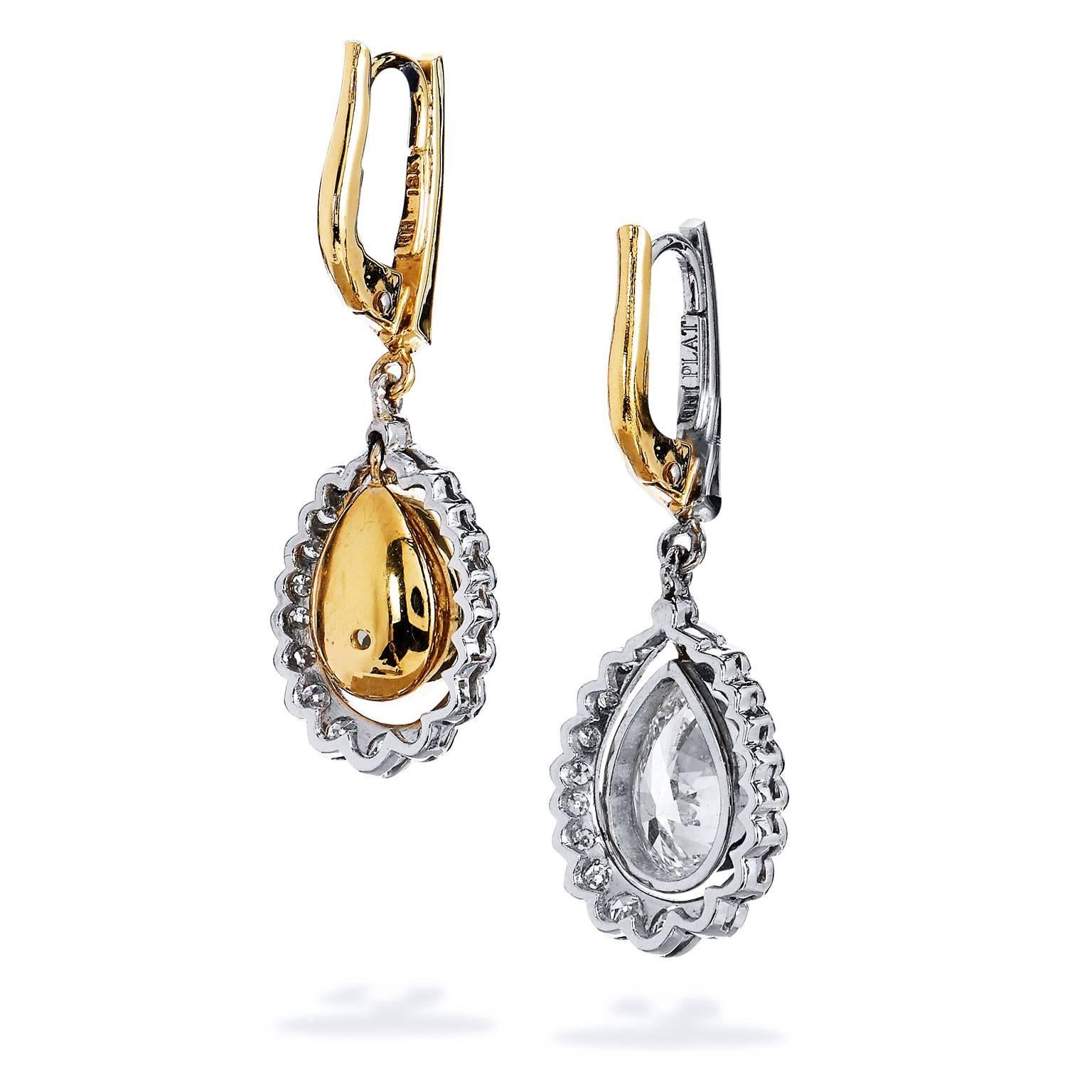 H & H Morphosis 2.70 Carat Diamond Gold Platinum Dangle Lever-Back Earrings In Excellent Condition In Miami, FL