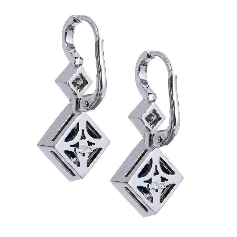 H and H 1.27 Carat Square Blue Sapphire and Princess Cut Diamond Dangle Earrings For Sale at 1stdibs