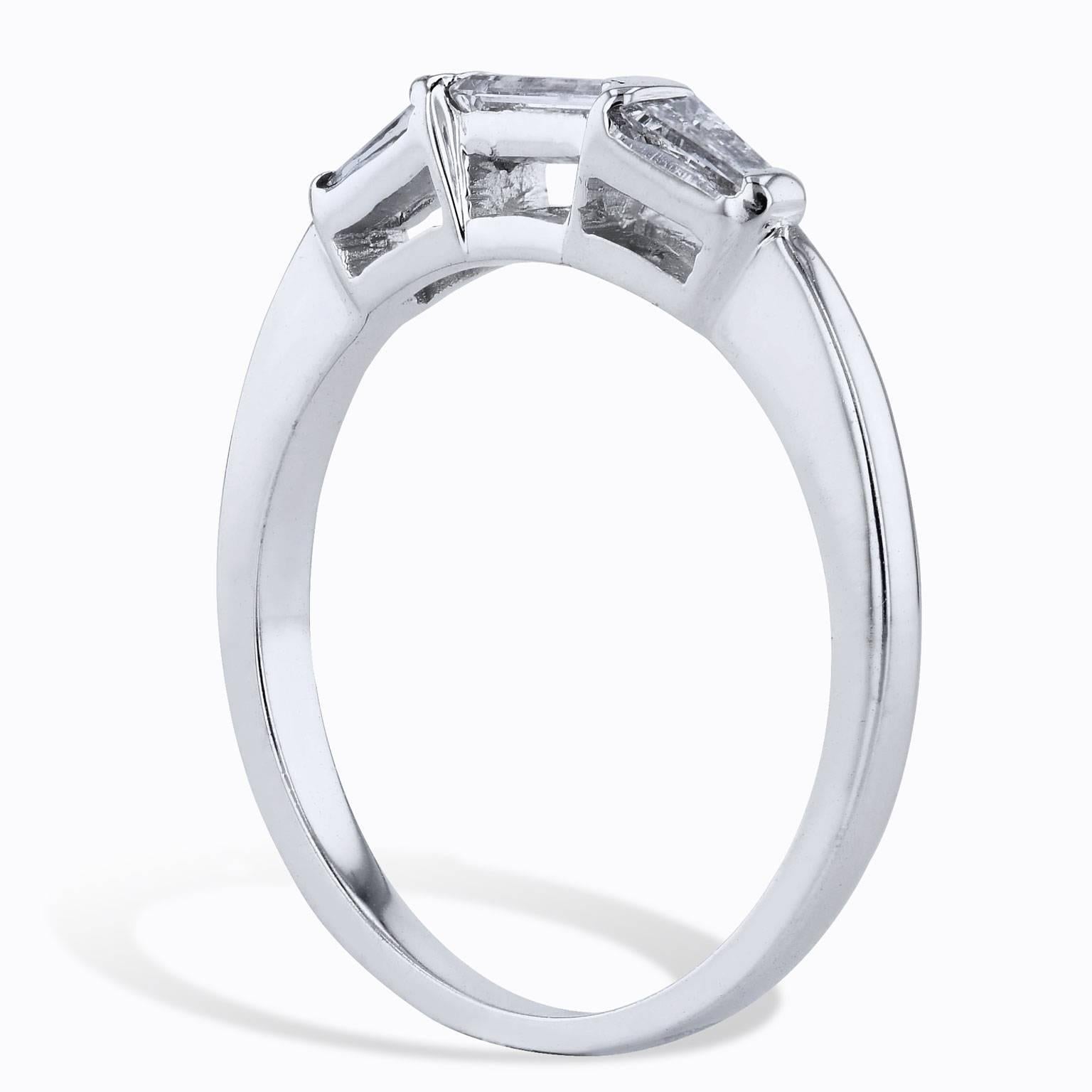 Estate 0.45 Carat Baguette Diamond Band Ring in 14 Karat White Gold

Enjoy this previously loved 14 karat white gold wedding band featuring both tapered baguette and regular baguette diamonds with a total approximate weight of 0.45 carat